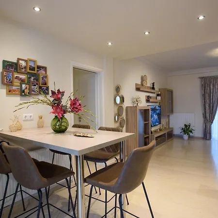 Blue Ark Harmony Apartment Athens